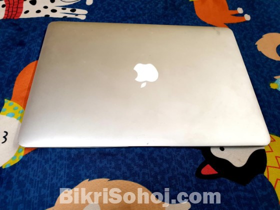 MacBook Air 2017 | 8GB RAM | 256GB SSD | i7 Dual Core – Silv